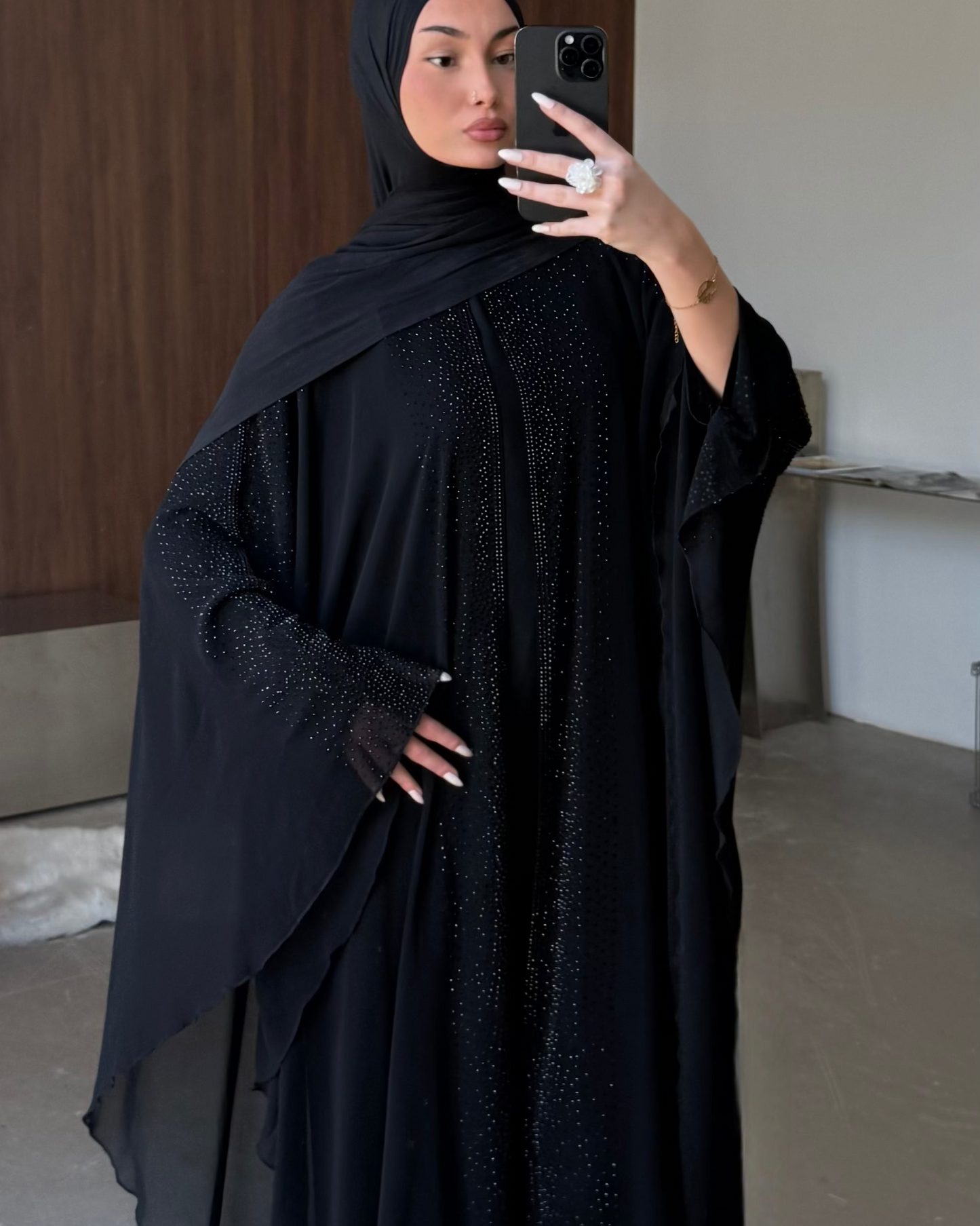KALIYANEI ABAYA